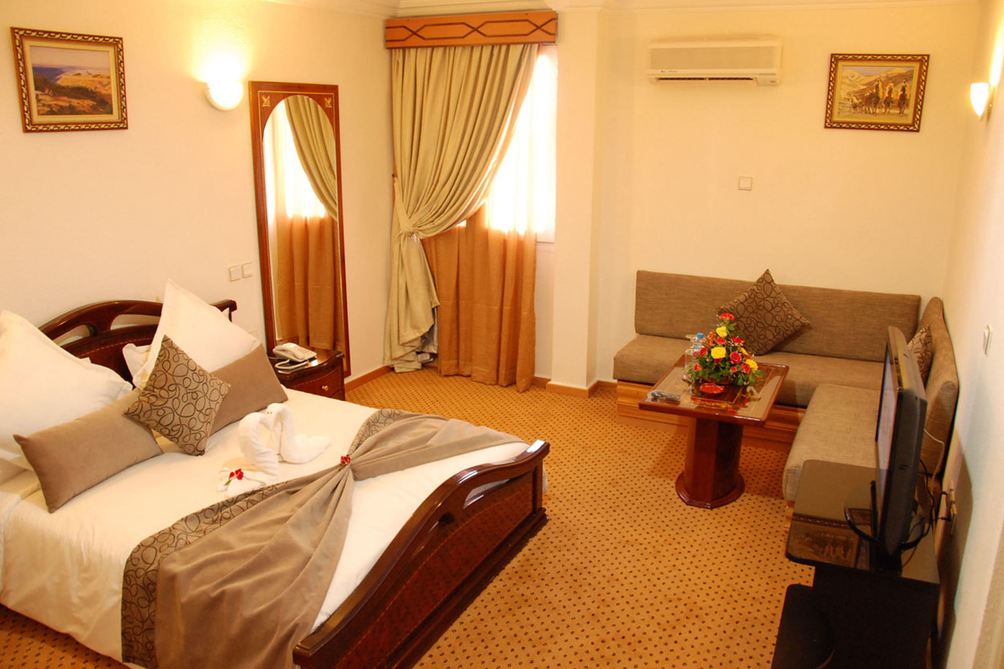 Omega Hotel Agadir Esterno foto