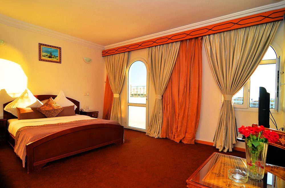 Omega Hotel Agadir Esterno foto