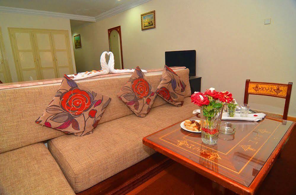Omega Hotel Agadir Esterno foto